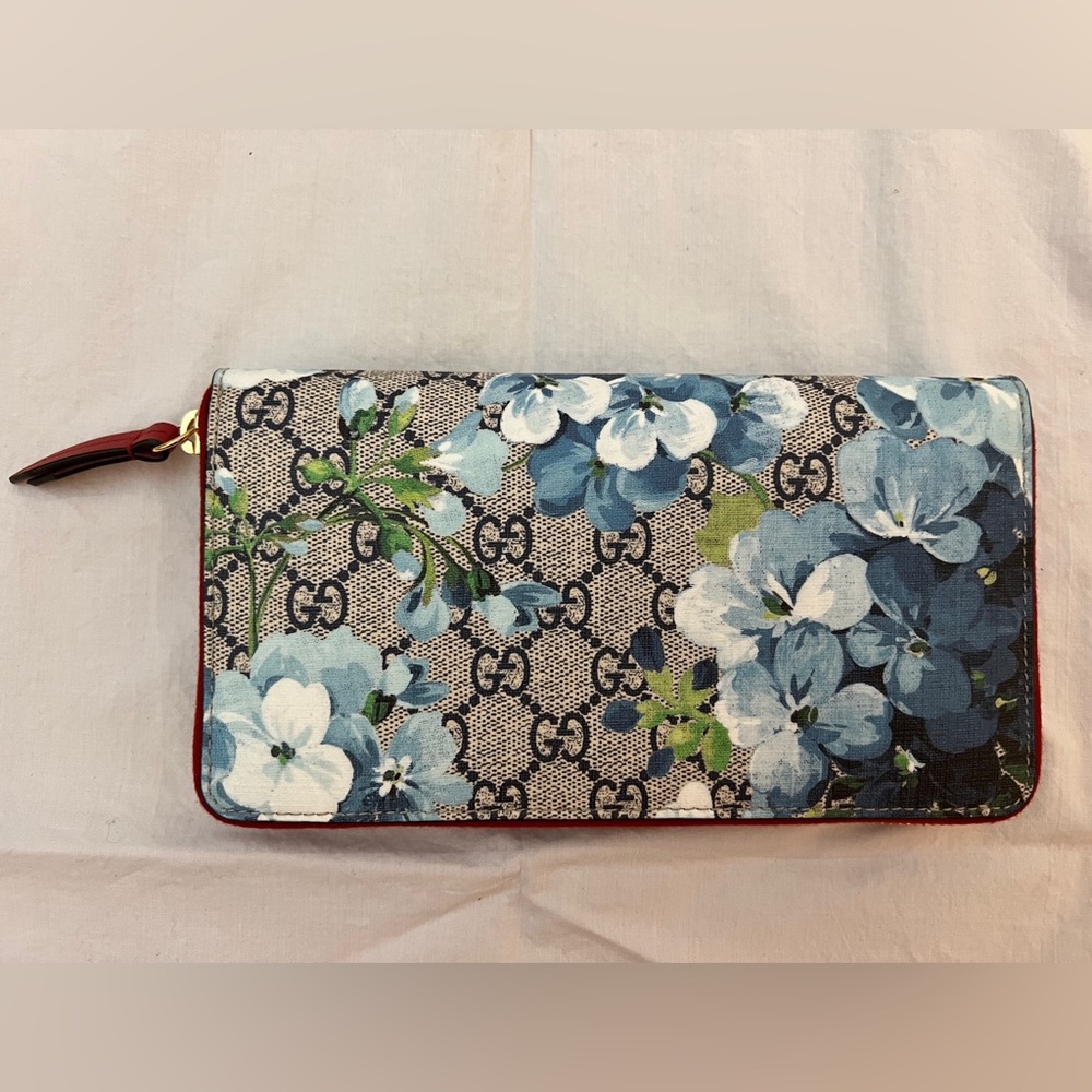 Gucci Long Wallet around Zipper GG Blooms Beige Blue Canvas Flower